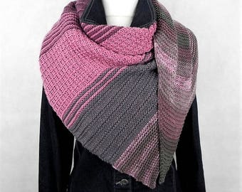 KNITTING INSTRUCTIONS knitting pattern for triangular shawl "WILD BERRY" ebook shawl