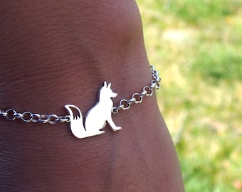 Fox bracelet. Sterling silver fox. Fox anklet. Foxy. Coyote. Fox jewelry. Sterling silver fox. Fox gift.Animal bracelet. Fox charm. Wild dog
