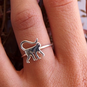 Pierścień małpy.Pierścionek ze srebra próby 925.Pierścionek do układania.Znak zodiaku.Prezent małpy.Zwierzę duchowe.Talizman.Pierścionek z zawieszką.Totem.Magiczny pierścień.Pierścionek z zestawem