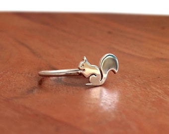 Squirrel.Acorn.Sterling silver ring.Chipmunk.Squirrel jewelry.Ring for children.Funny jewelry.Energy jewelry.Nuts.Tree gift.Best friend gift