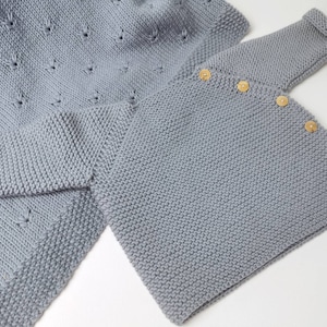 AUGUSTE brassière laine et cachemire, tricotée main au point mousse, coloris au choix bleu grisé