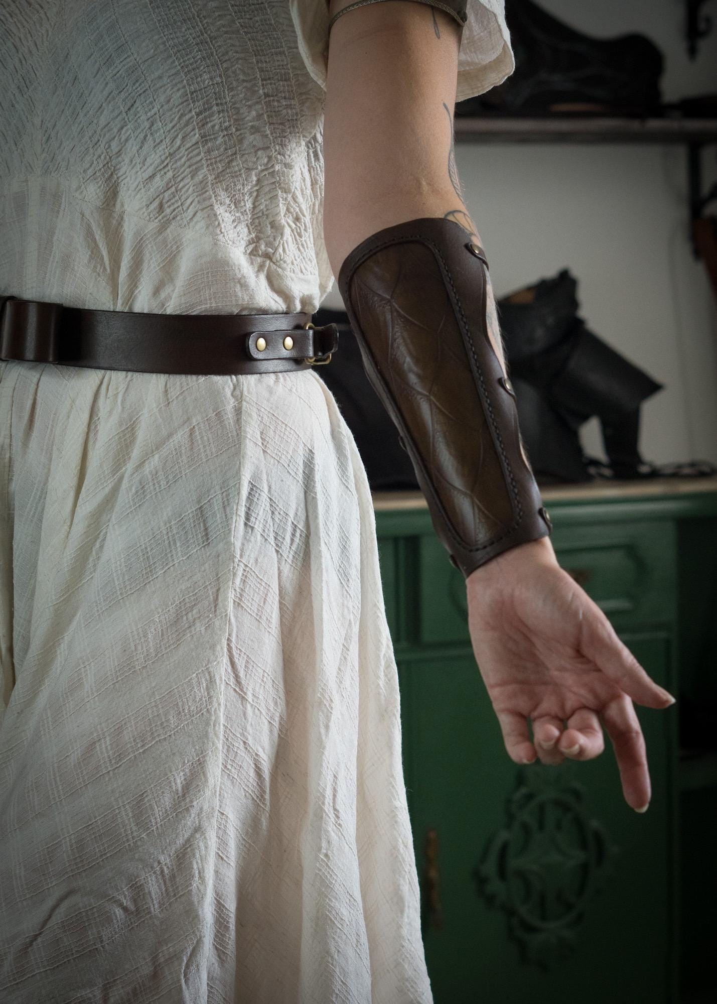 Leather Archery Arm Guard With Dragon Scale Pattern - Etsy