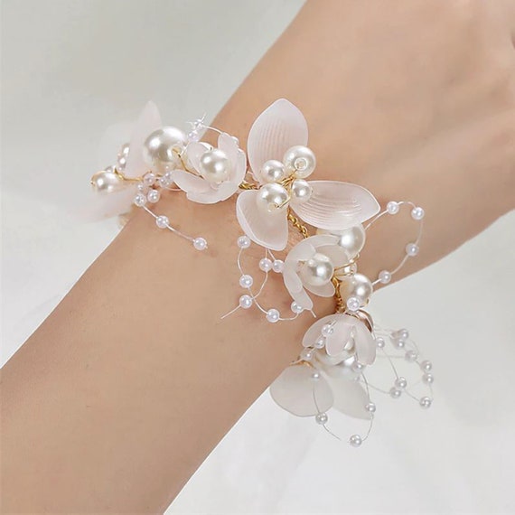 Flexible bracelet hotsell wire