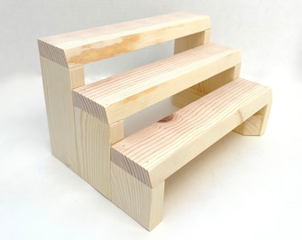 Solid pine wood tiered spice rack display stand for countertop.