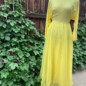 Vintage 1960s Miss Elliette California Yellow Dress image 1