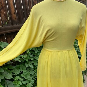 Vintage 1960s Miss Elliette California Yellow Dress image 2