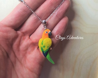 Sun conure (Aratinga solstitialis) parrot necklace, handmade, parrot figurine made of polymer clay HIGH QUALITY, like real !!!!