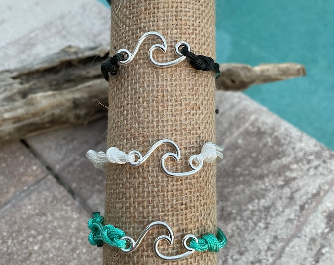 Wave Charm Adjustable Paracord Bracelet