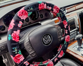 Rose Steering Wheel Cover: Black Floral Car Accessory