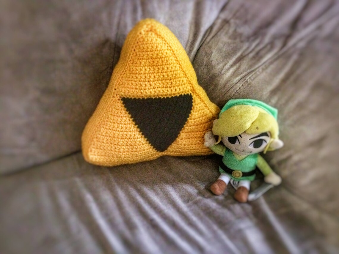 Triforce Pillow Pattern Crochet Pattern Legend of Zelda Etsy Canada