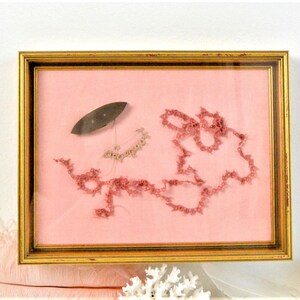 vintage tatting display tatting shadowbox display framed handmade tatting sample