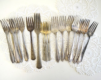 lot of SEVENTEEN vintage forks silverplate forks flatware silverware