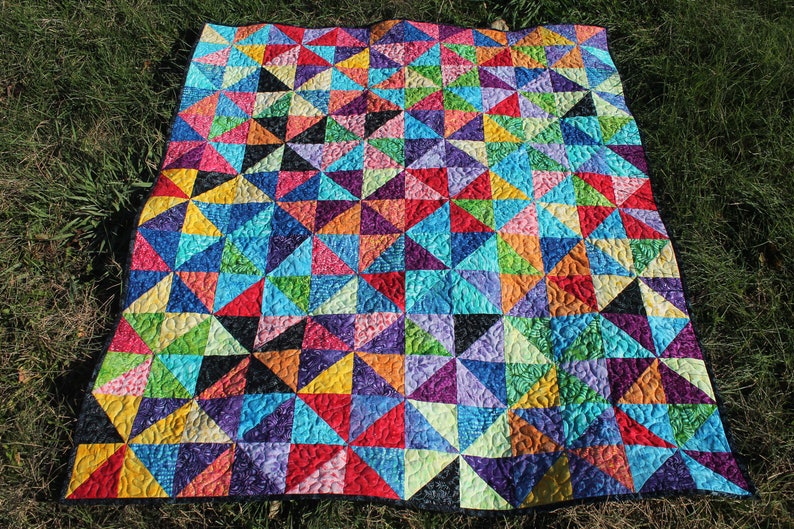 Pinwheelskaleidoscopequiltcolorfulfree-motionblanketthrowboundless batik collectionhalf-square triangles