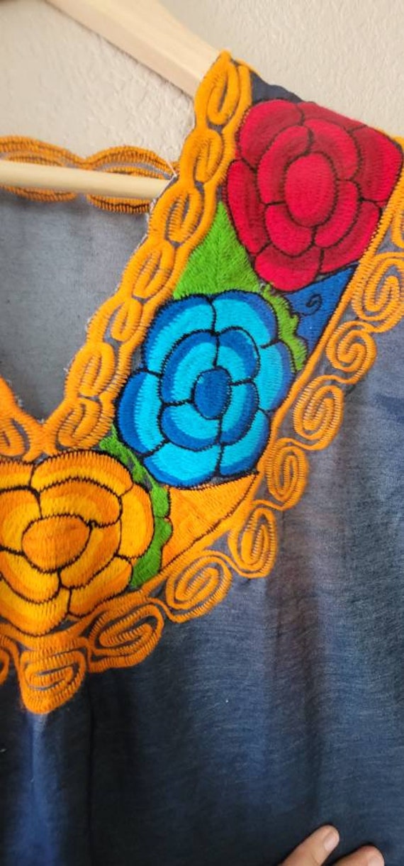 Mexican Embroidered blouse with flowers - image 2