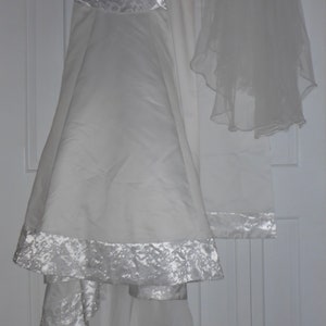 Robe de mariée bustier vintage avec long voile et cache-épaules - taille 4/6-1990, robe bustier haute/basse petite avec voile long et cache-cœur