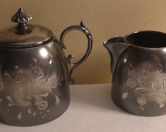 Antique Victoria Era Standard Silver Co. Ltd. Toronto Canada Cream and Sugar Set - Antique Victorian Silver Plate Cream and Sugar Set