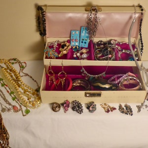Vintage Jewelry Lot in Vintage Faux Leather Jewelry Box - Vintage Faux Leather Jewelry Box filled with Vintage Jewelry