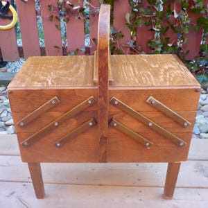 Large Vintage 1950&#39;s A-S Strommen Bruk Hamar Norway Wooden 3 Tier Accordion Sewing Box - Vintage Norwegian Wooden Accordion Sewing Box
