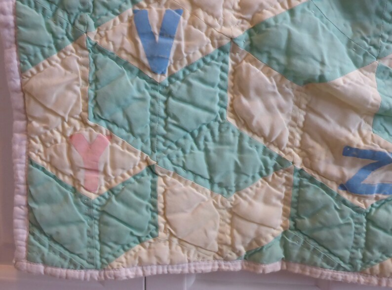 Vintage Baby Quilt Vintage Crib Quilt Vintage Hand Made Etsy