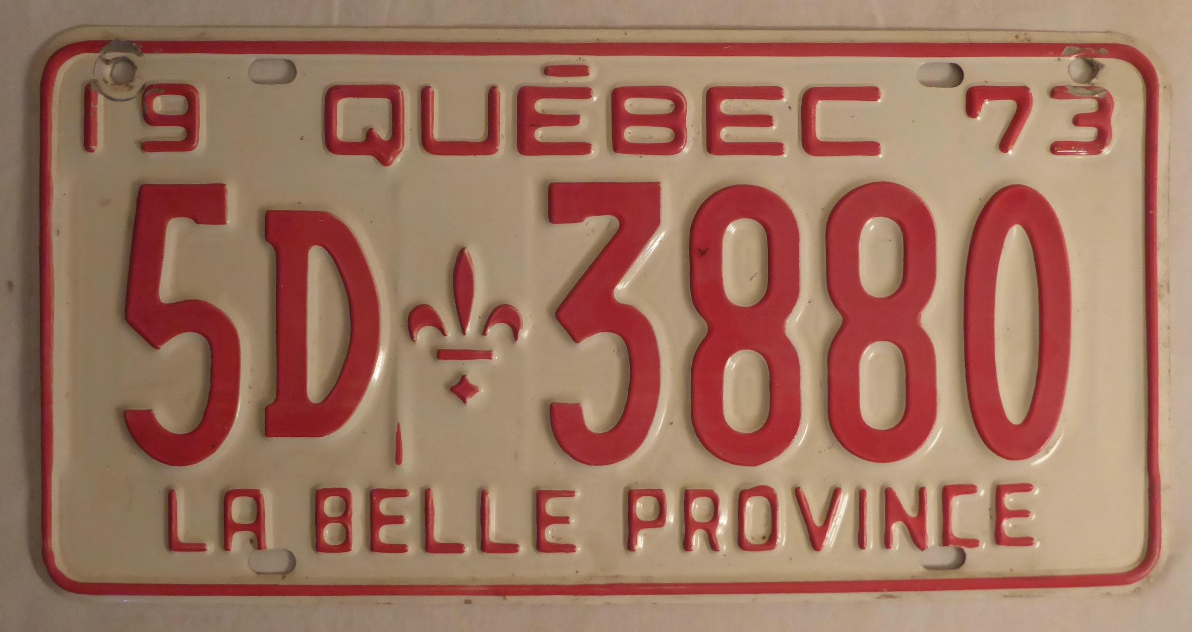 Plaque d'immatriculation du Québec 1971 Le castor brocanteur