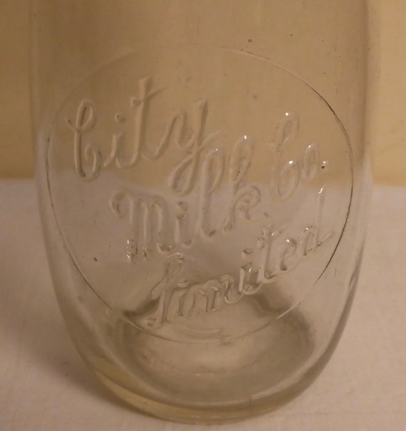 Riverview Dairy Caledonia HP Milk bottle Riverview Dairy Caledonia HP Milk bottle