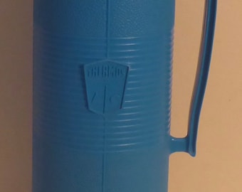 Vintage 32 oz Blue Thermos - Vintage Blue Thermos Vacuum Bottle made in Canada - Vintage Camping - Vintage Picnicking - Vacuum Bottle