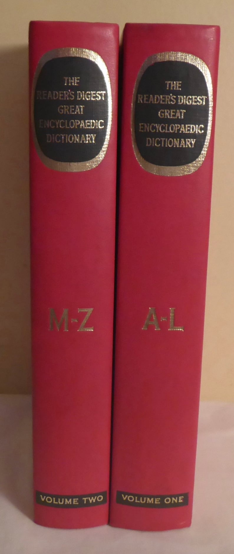 1964 the Reader's Digest Great Encyclopedia Dictionary Volumes One & Two Published by Oxford University Press Elvy House London image 1