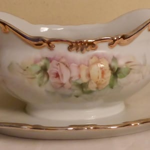 Vintage Bareuther Bavaria Gravy Boat Attached Plate Yellow & Pink Rose Motif Gold Trim - Bareuther Bavaria China Gravy Boat