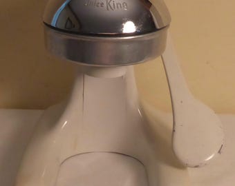 1940's Juice King Model JK-45-5 Manual Juicer - 1940's Kitchen Appliance - Art Deco Kitchen - Cast Iron Juice King Manual Juicer