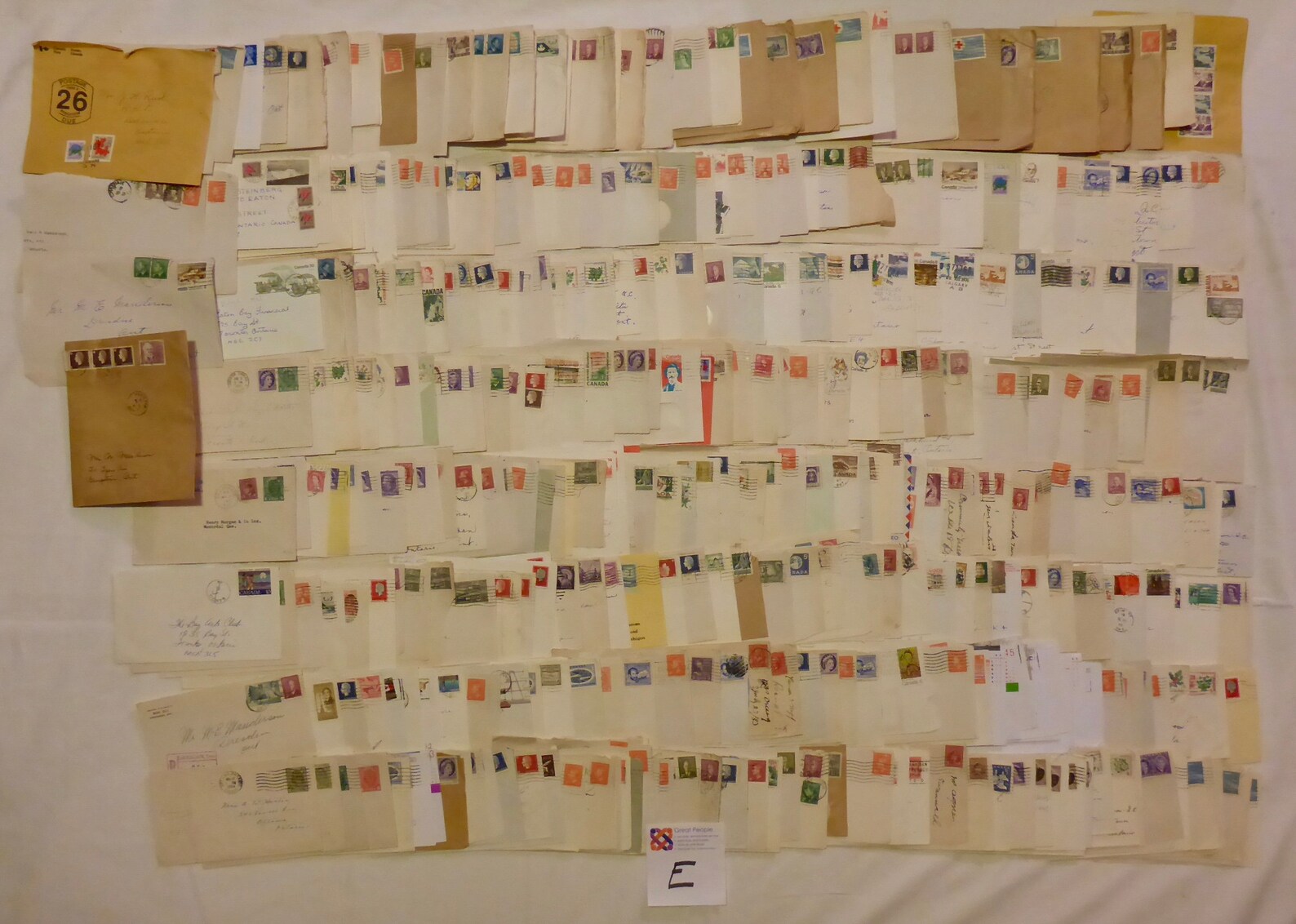 Grand nombre de timbres marqués par la Poste canadienne Etsy France