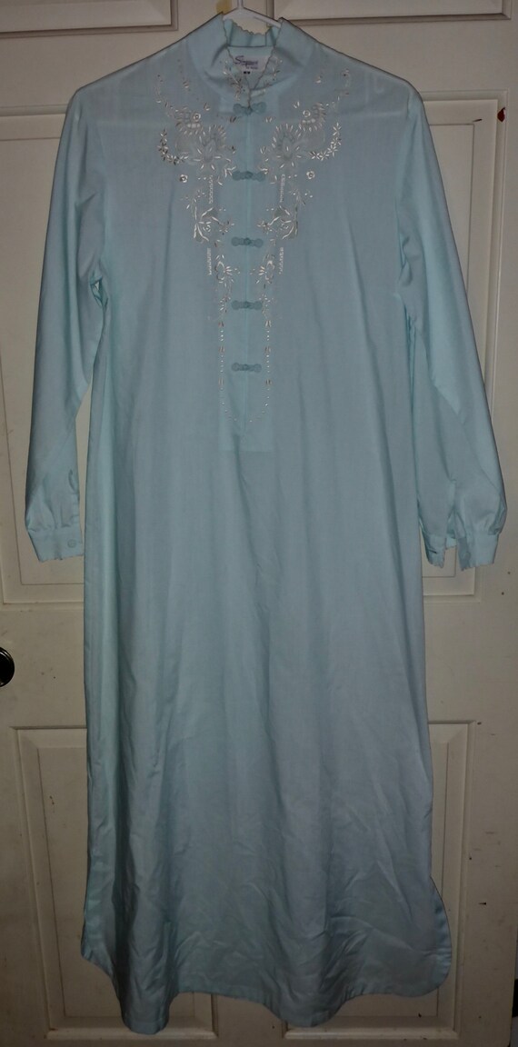 New Old Stock Vintage Fancy Simpsons Robe/Housecoa