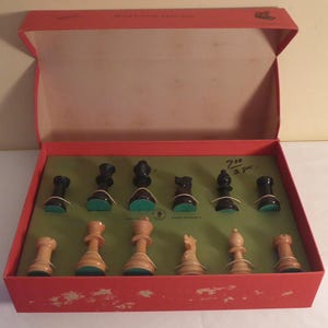 Vintage Staunton Design Hand Carved Wood Chessmen Set Original Box made in France - Imported Hand Carved Wood Chessmen Original Box