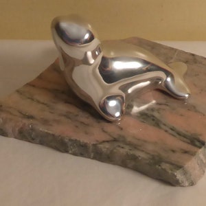 1960&#39;s John Hoselton Aluminum Seal Sculpture on Granite Base - Vintage Canadian Artist John Hoselton Seal Sculpture on Granite