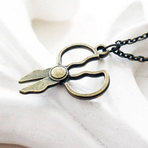 Scissors Necklace | Bronze Necklace | Hairdresser Jewelry