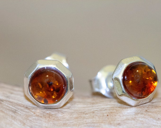 Baltic amber earrings. Contemporary earrings. Dainty studs. Baltic amber. Perfect gift. Round earrings. Dainty earrings. Elegant earrings.