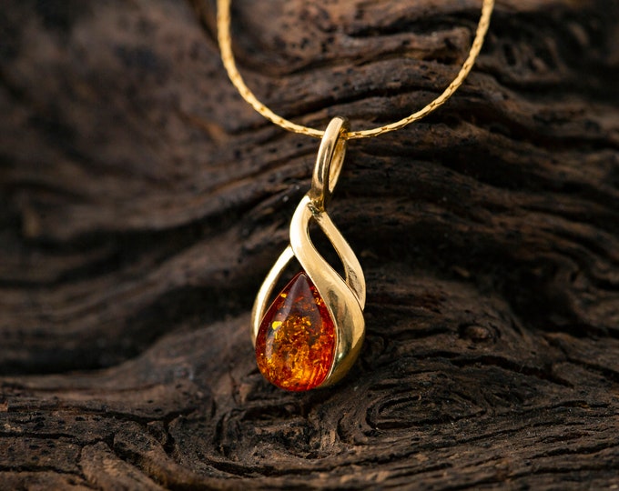 Amber and gold. Designer pendant. Amber pendant. Perfect gift. Dainty pendant. Contemporary pendant. Elegant pendant. Unique pendant.