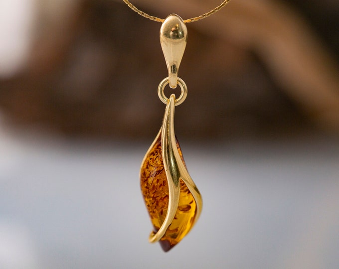 Amber and gold. Designer pendant. Amber pendant. Perfect gift. Artistic pendant. Contemporary pendant. Elegant pendant. Unique pendant.