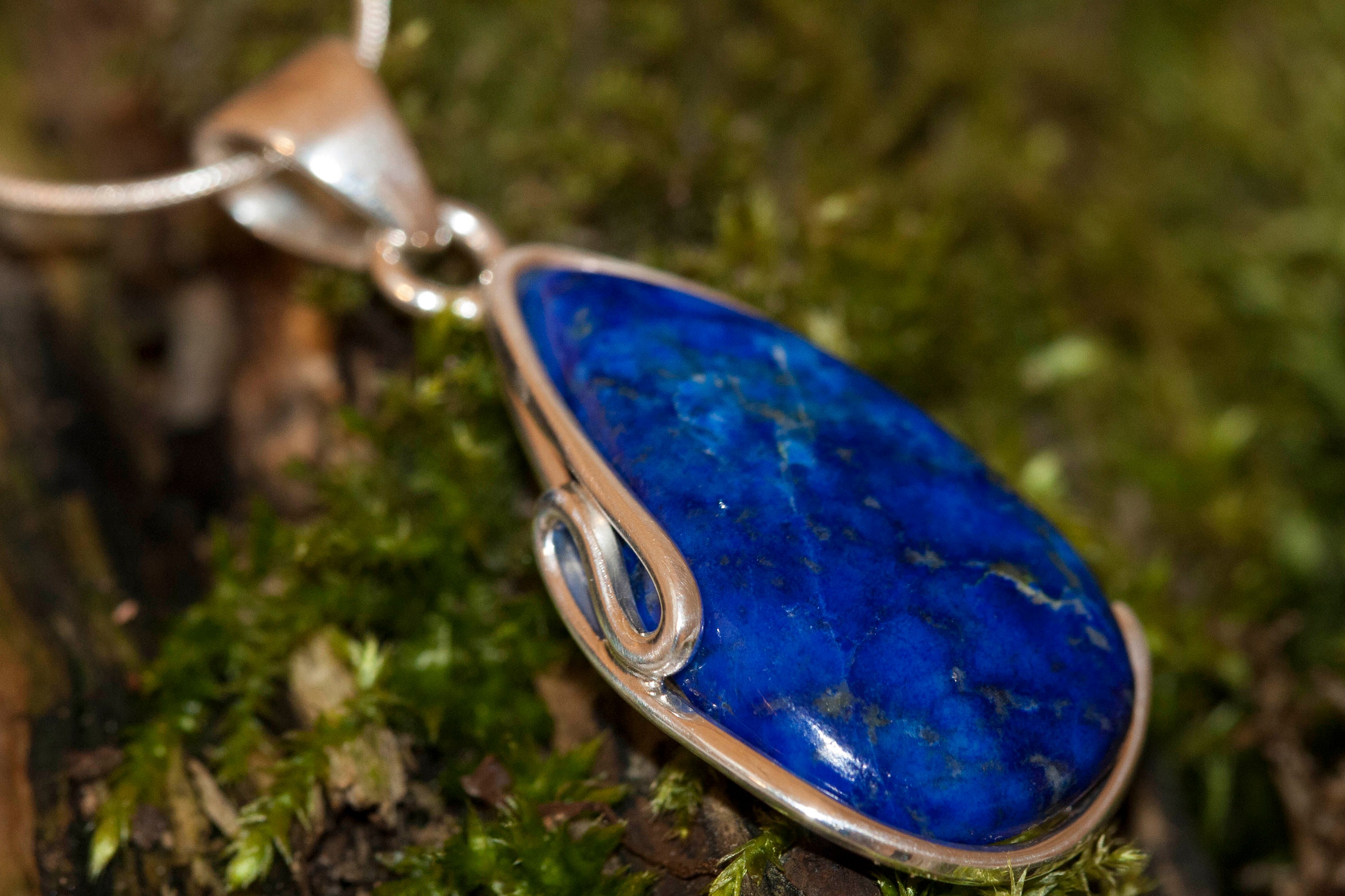 Amazing Lapis Lazuli Pendant fitted in Sterling Silver setting. Lapis