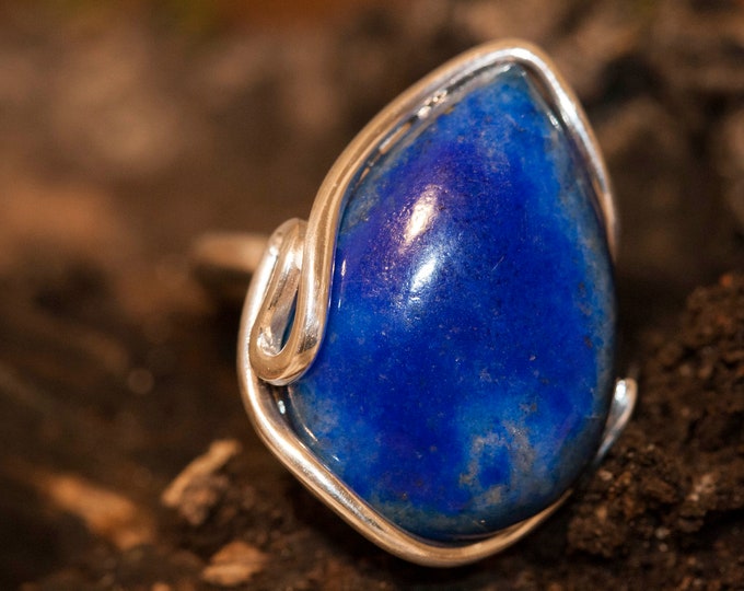 Lapis Lazuli Ring. Sterling Silver setting. Lapis jewelry. Silver ring. Large ring. Genuine Lapis. Designer jewelry. Blue ring. Statement.