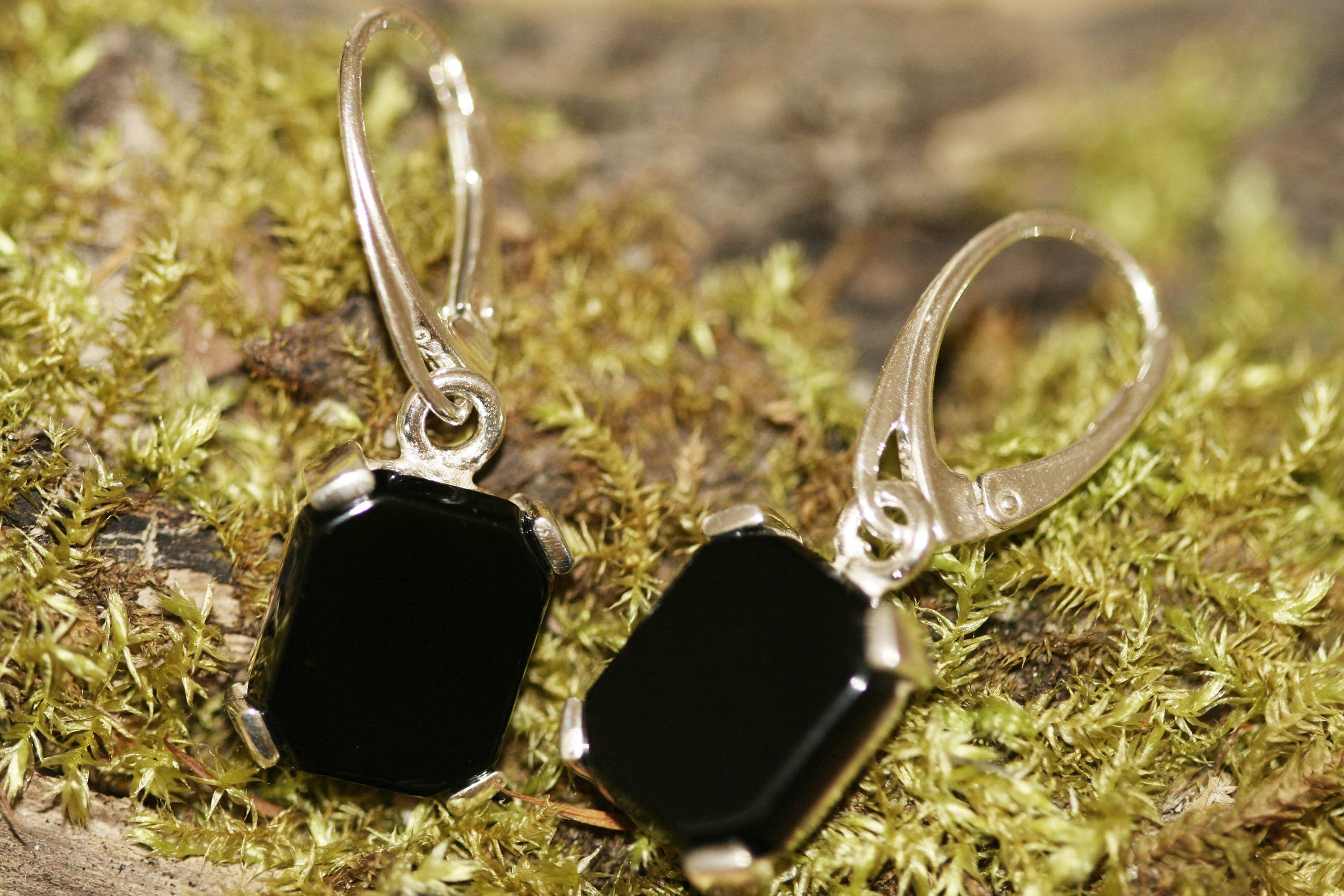 Black Onyx earrings fitted in Sterling Silver setting. Onyx earrings
