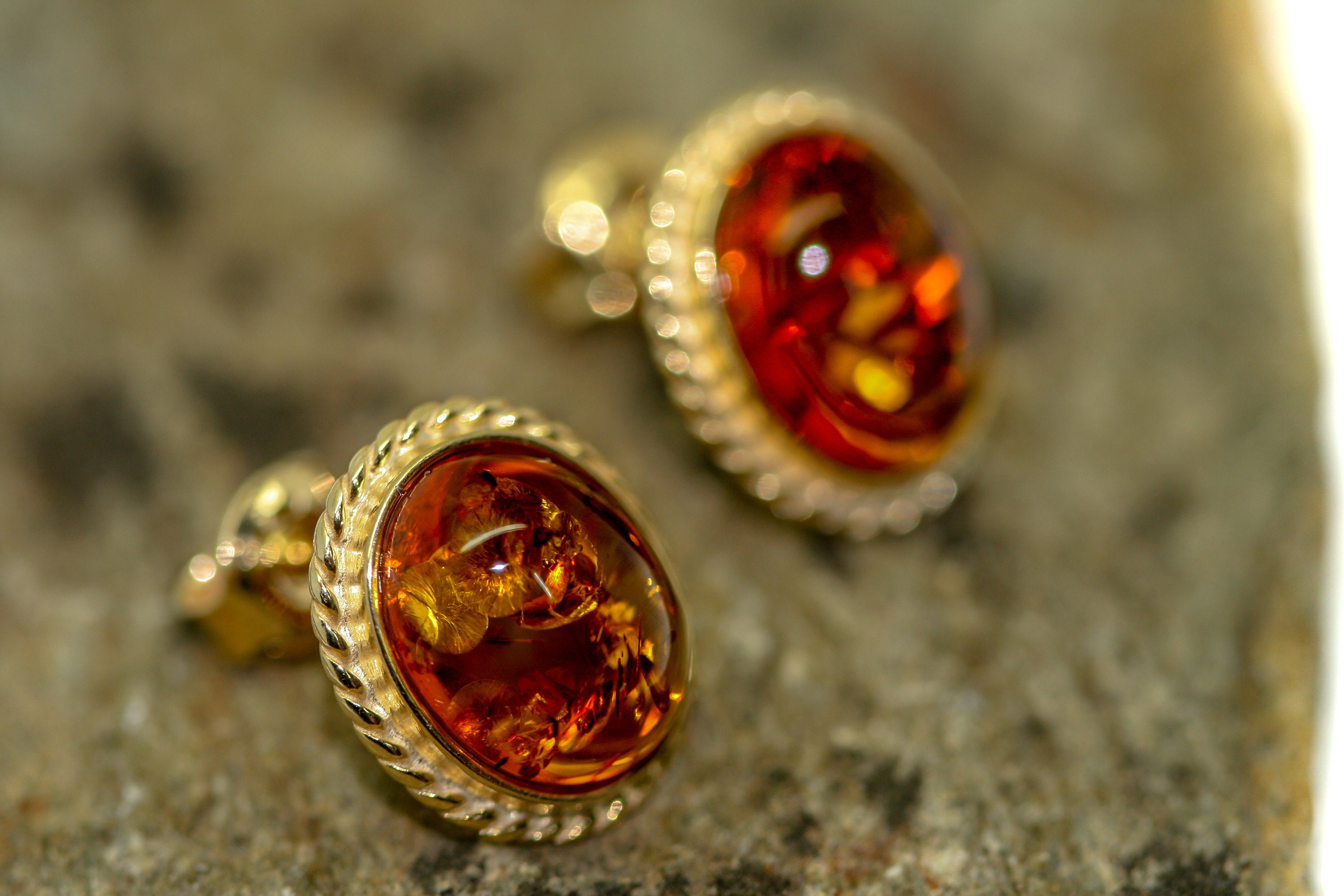 Amber & Gold. Baltic amber earrings, gold earrings. Perfect gift for