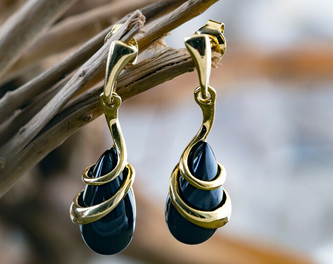 Whitby Jet & Gold. Jet dangle earrings. Golden earrings. Contemporary earrings. Elegant earrings. Long earrings. Designer earrings. Unique.