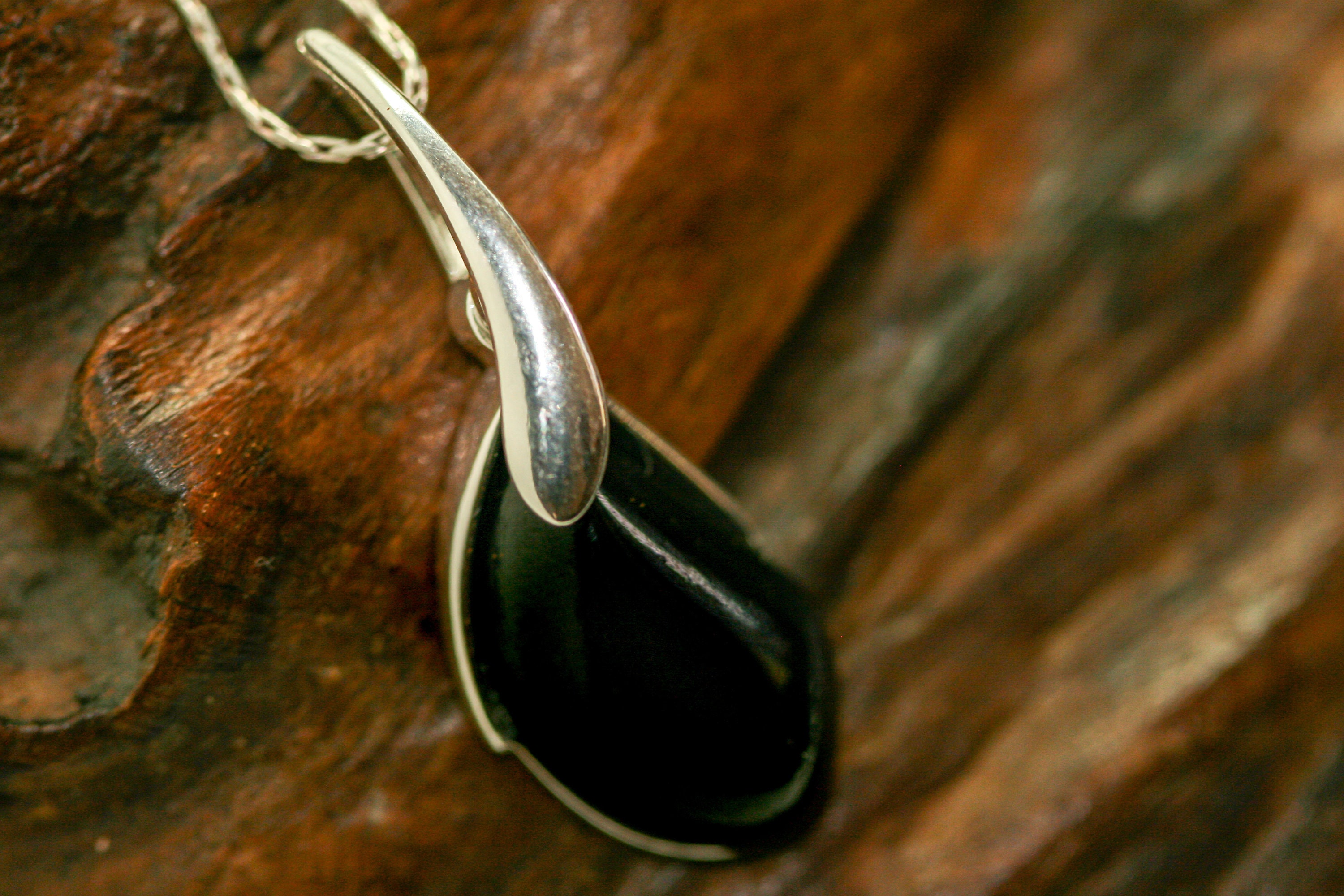 Splendid Whitby Jet Pendant. Sterling Silver Necklace, Original British 