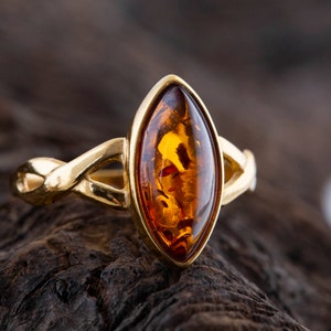 Baltic Amber Ring. Baltic Amber Gold. Unique Ring. Celtic Design