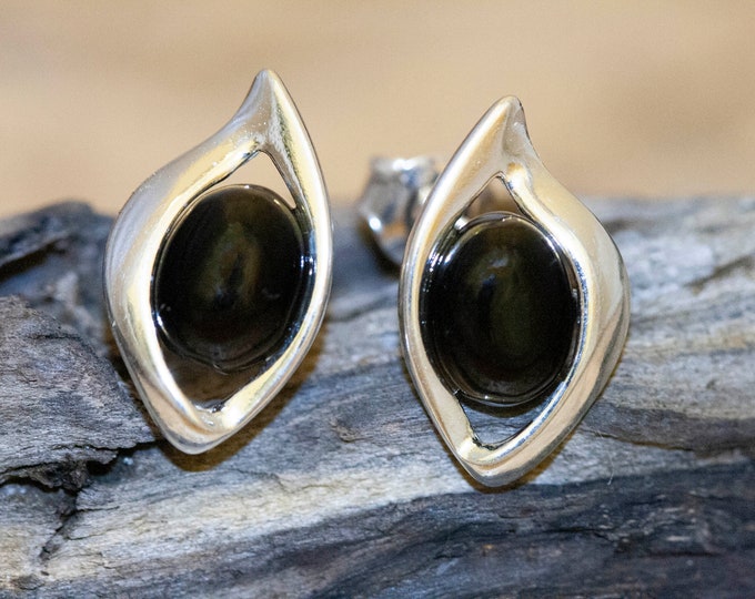 Whitby Jet Earrings. Sterling Silver Earrings. British jewellery. Contemporary jewelry. Perfect gift. Genuine Whitby Jet. Elegant studs