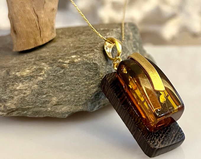 Amber and wood Pendant. Amber and gold. Designer pendant. Artistic jewelry. Contemporary pendant. Elegant pendant. Unique pendant.