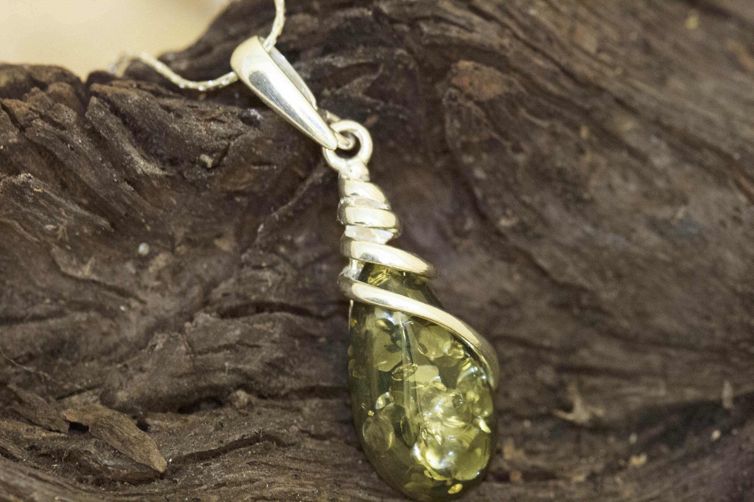 Green amber necklace Clearance