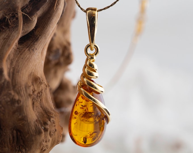 Amber & Gold. Baltic amber pendant. Perfect gift. Golden pendant. Contemporary pendant. Unique jewelry. Elegant pendant.