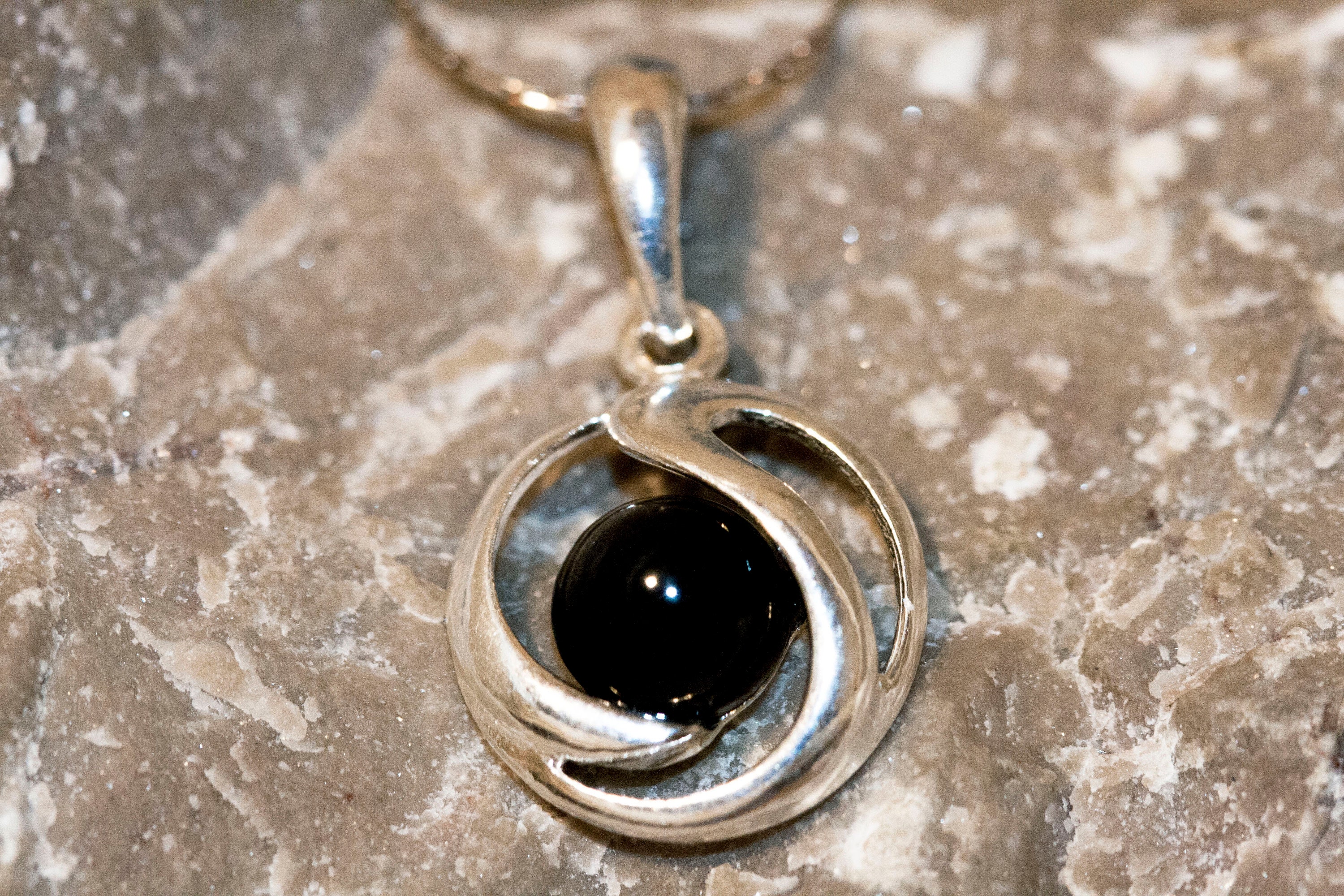 Stunning Whitby Jet Pendant. Sterling Silver Necklace, Original British ...