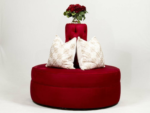 Circular settee sofa deals